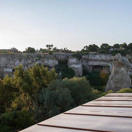 Hotel Momento-Teatro Greco Syrakus Exterior foto